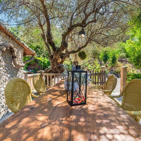 Holiday Home Cala Tuent Exterior foto