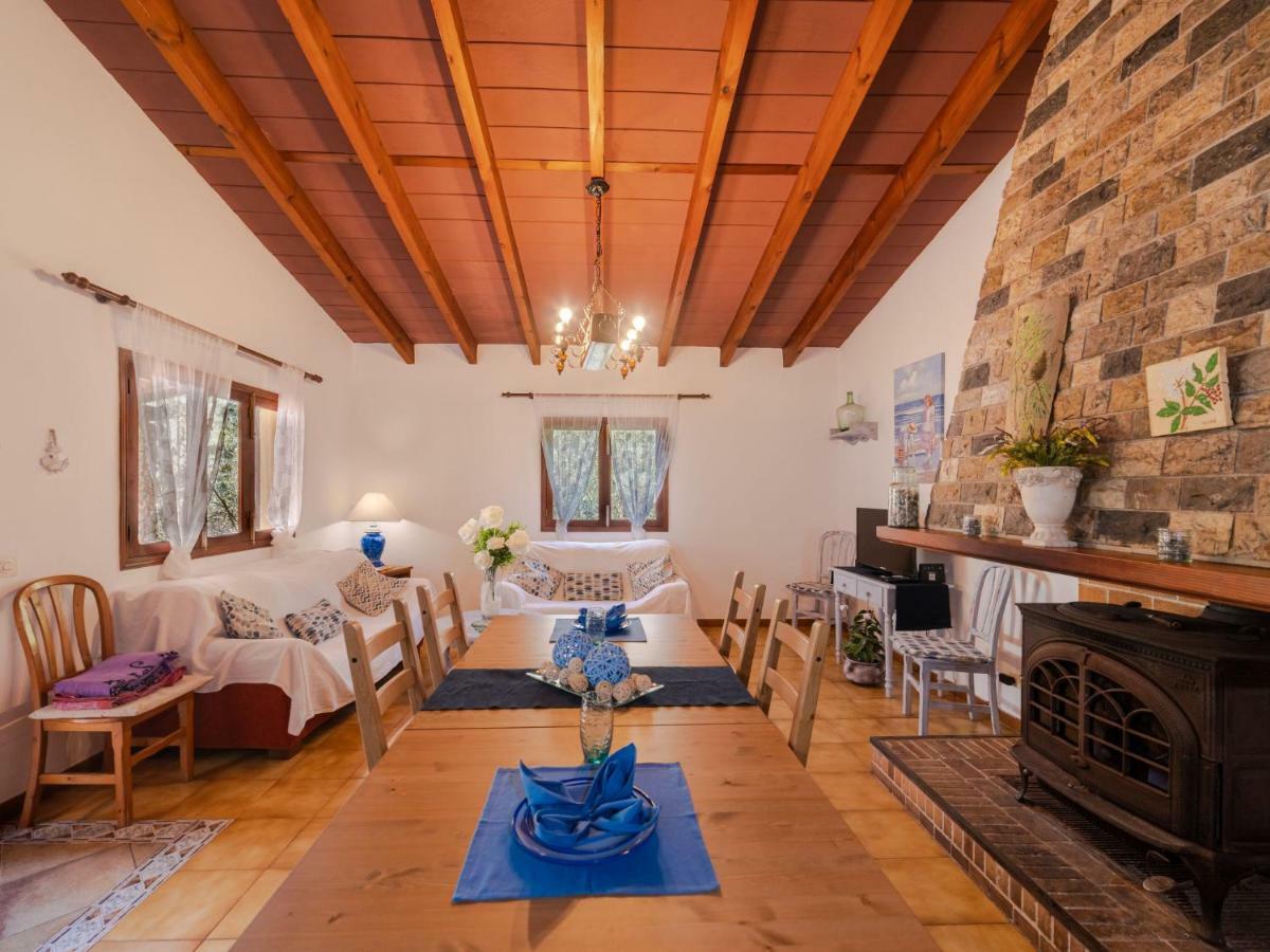 Holiday Home Cala Tuent Exterior foto