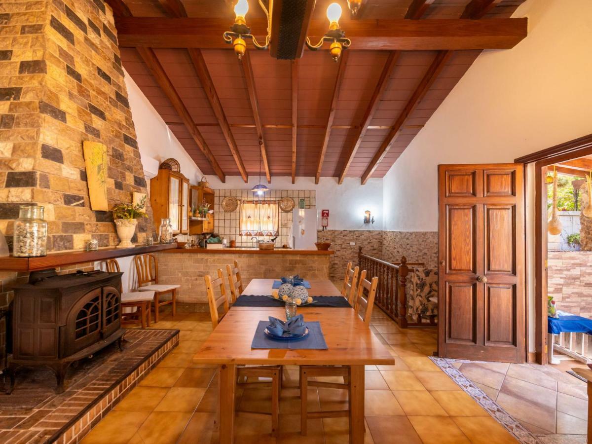 Holiday Home Cala Tuent Exterior foto