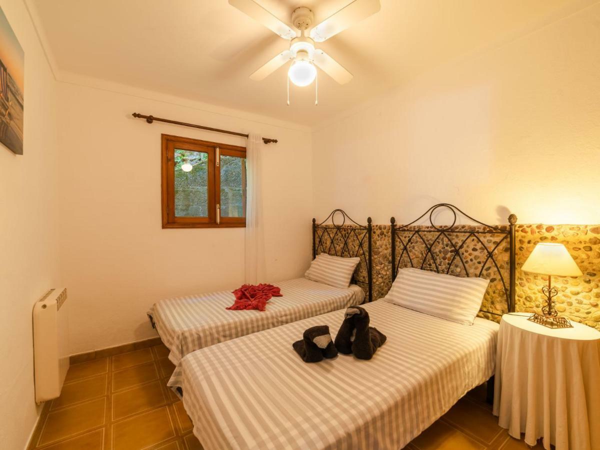 Holiday Home Cala Tuent Exterior foto