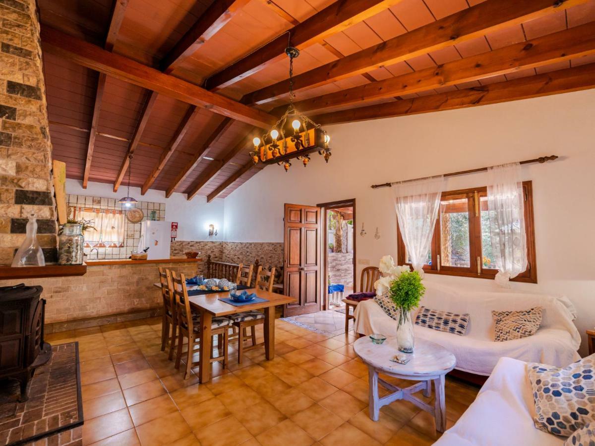 Holiday Home Cala Tuent Exterior foto