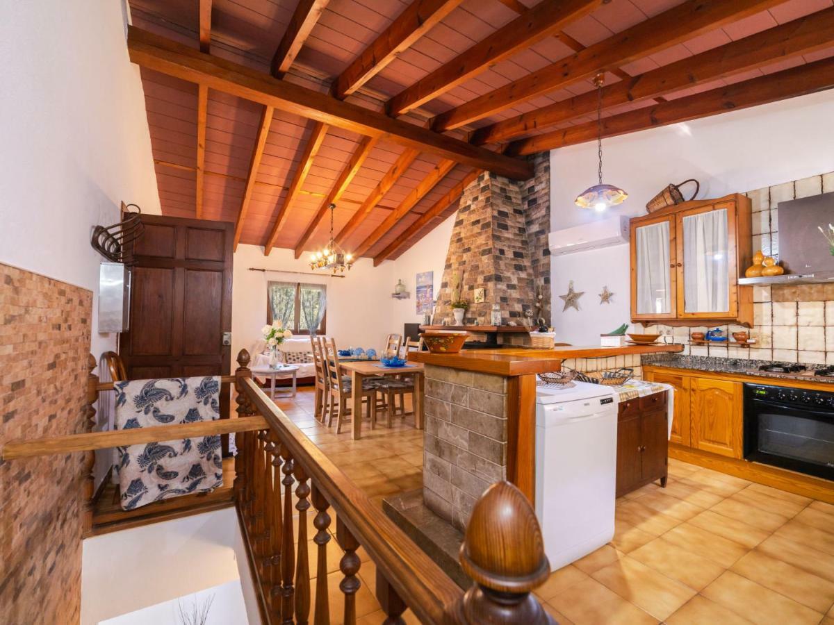 Holiday Home Cala Tuent Exterior foto