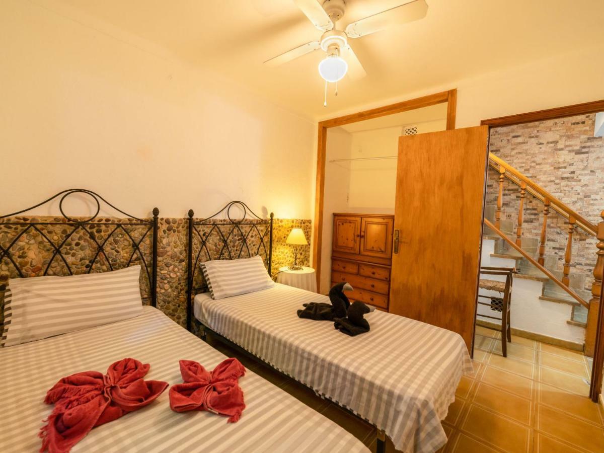 Holiday Home Cala Tuent Exterior foto