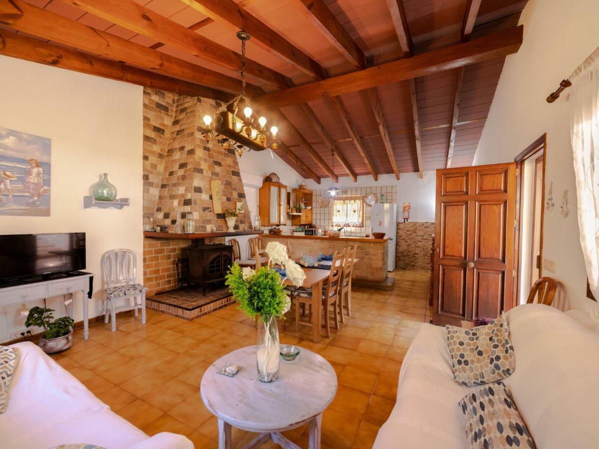 Holiday Home Cala Tuent Exterior foto